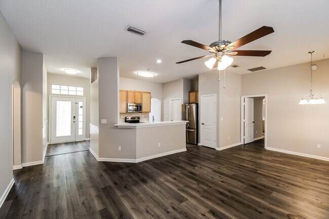 Foto del edificio - 9202 Redtail Dr
