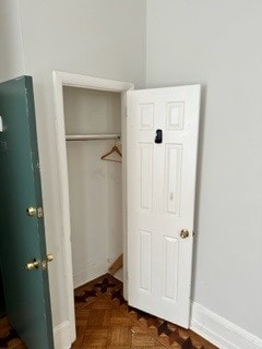 Building Photo - 907 Clinton St