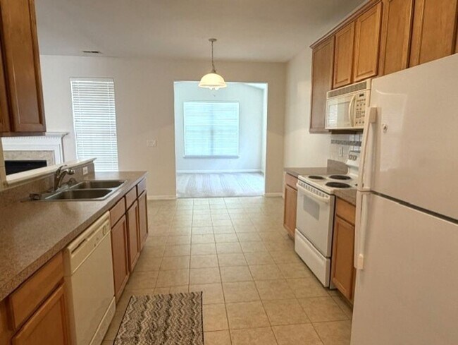 Building Photo - 1107 Montreux Dr