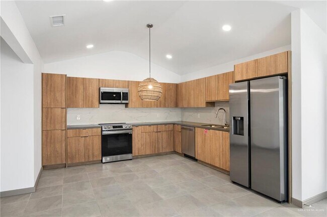 Foto del edificio - 1320 E Hibiscus Ave