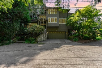Building Photo - 5443 45th Ave W