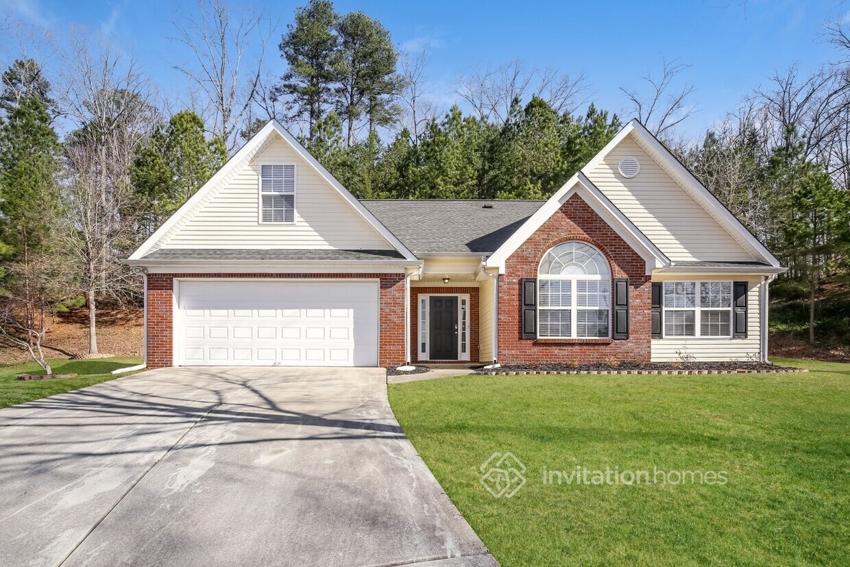Primary Photo - 5682 Skylar Creek Ln NE