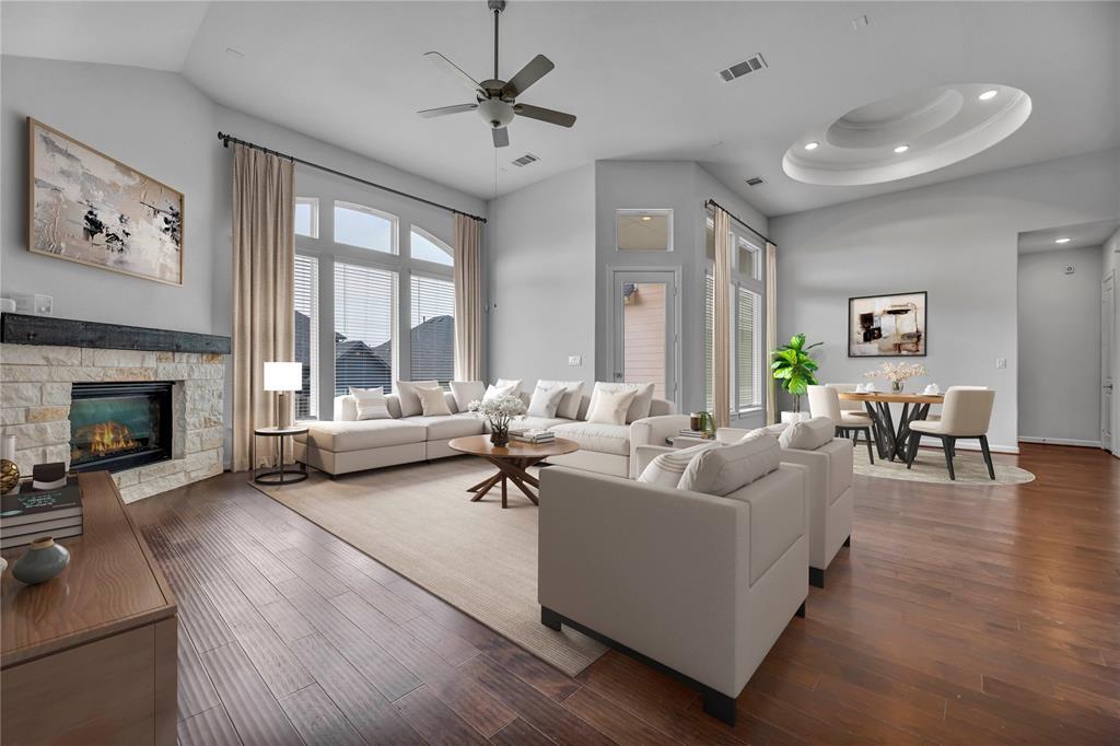 Foto principal - 252 Sabino Dr