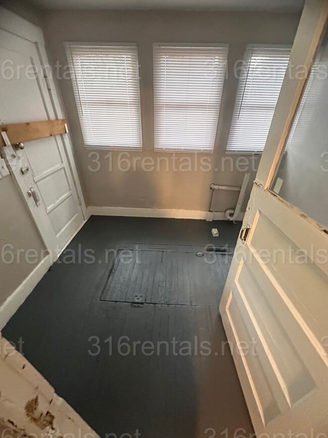 Foto del edificio - $750 - 2 bedroom / 1 bathroom - Single Fam...