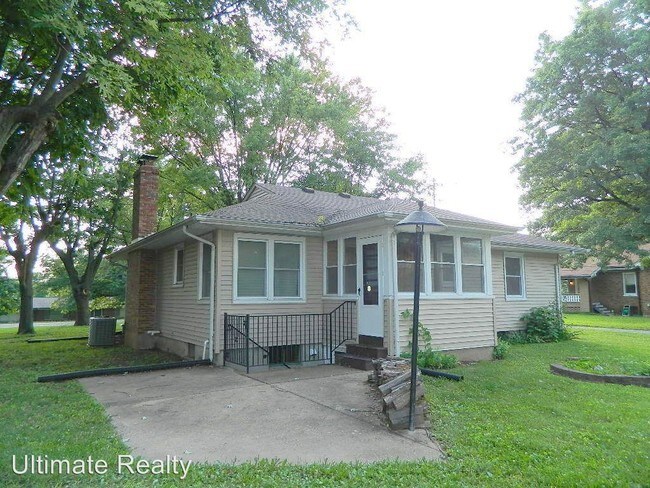 Building Photo - 12570 Old Halls Ferry Rd