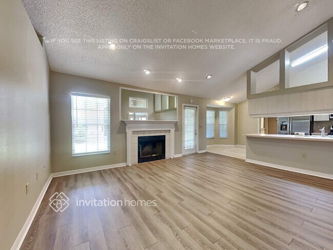 Building Photo - 7022 Morning Dove Loop W