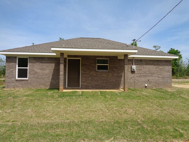 Foto del edificio - ****JUST REDUCED****Ready for move in!