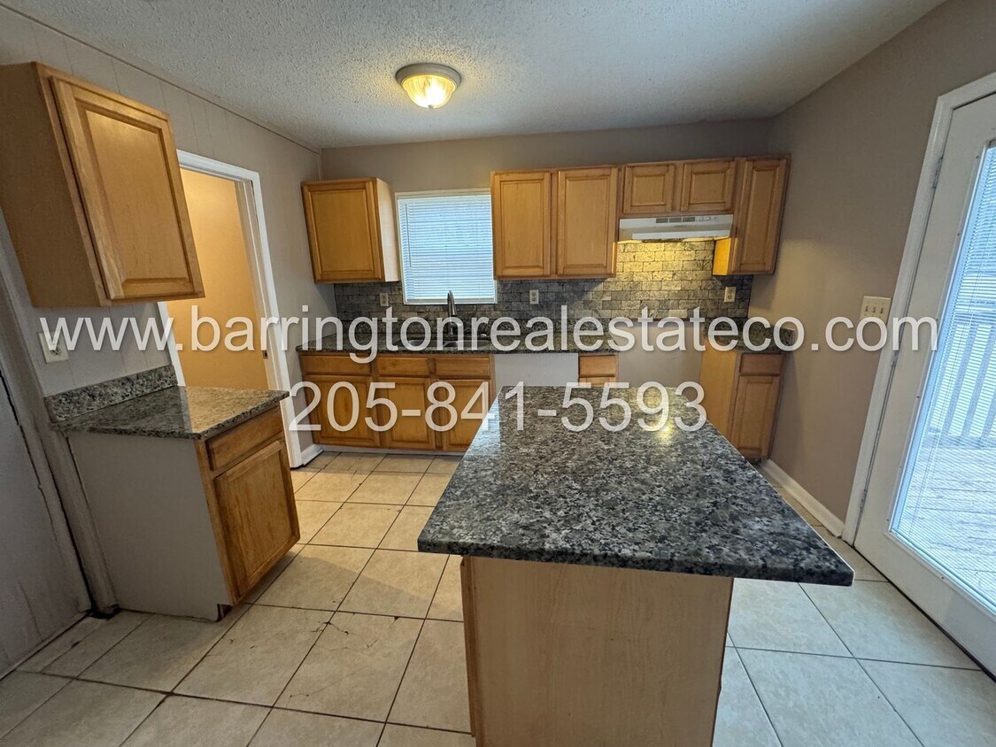 Foto del edificio - 4954 Karen Ln