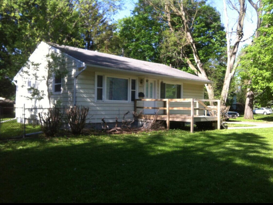 3508 Maybel St, Lansing, MI 48911 House Rental in Lansing, MI