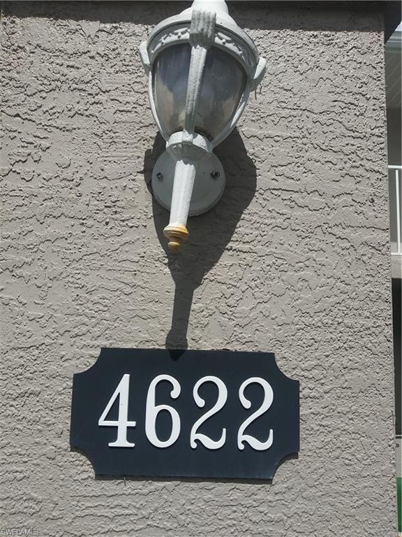 Building Photo - 4622 SW 12th Pl