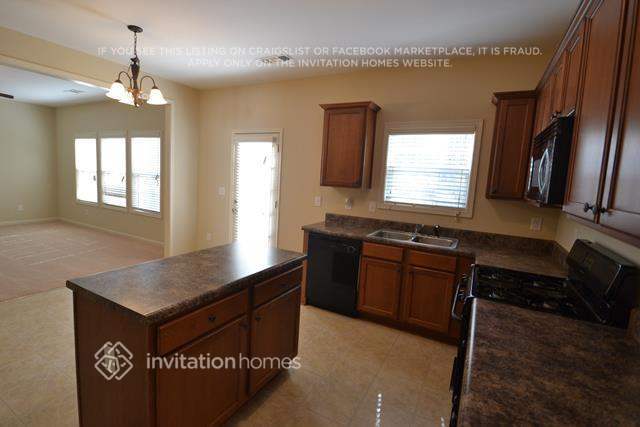 Foto del edificio - 2530 Freemont St