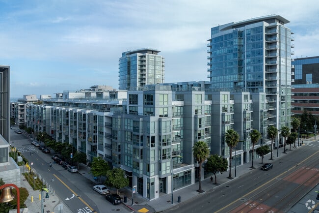 Building Photo - Madrone