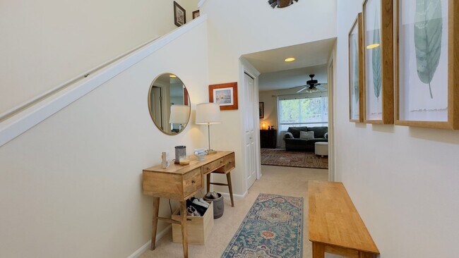 Foto del edificio - 4 Bedroom + Office in NE Lacey - Fully Fenced Yard and Minutes from freeway and JBLM - Available ...