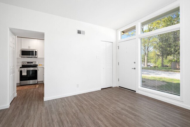 Foto del edificio - Great fully rehabbed Rental in University ...
