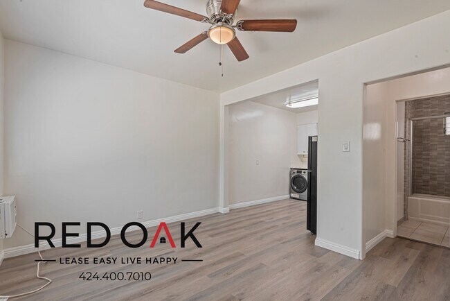 Foto del edificio - ~1 Month FREE + $200 OFF~ Delightful Studi...