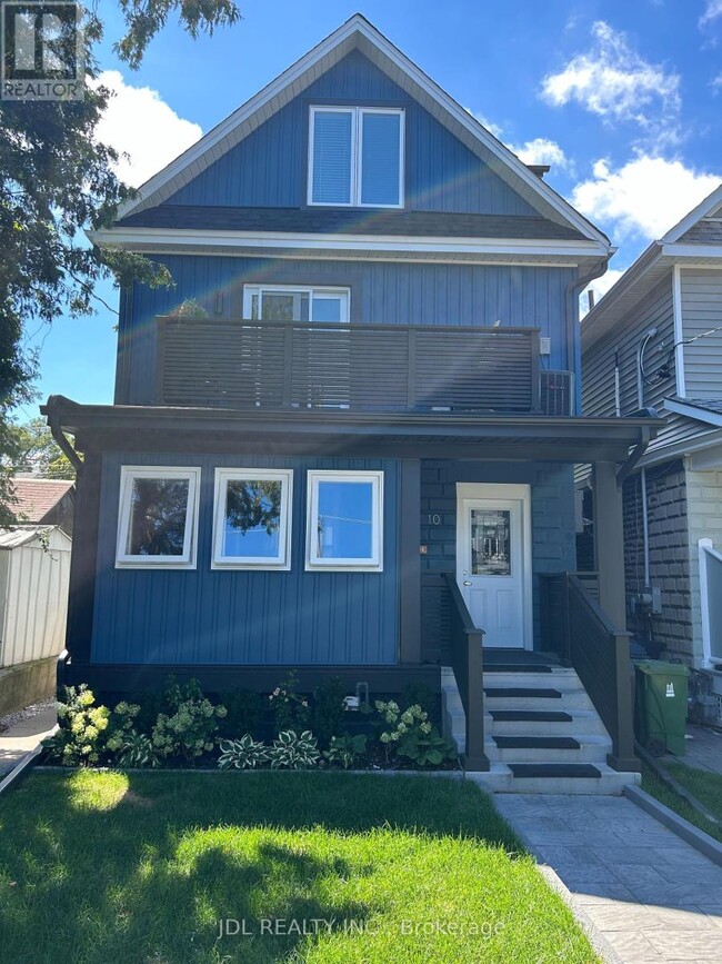 Building Photo - 10 Coleridge Ave