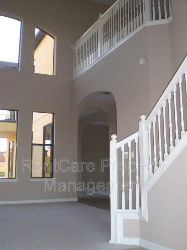Building Photo - 9649 Moss Rose Way
