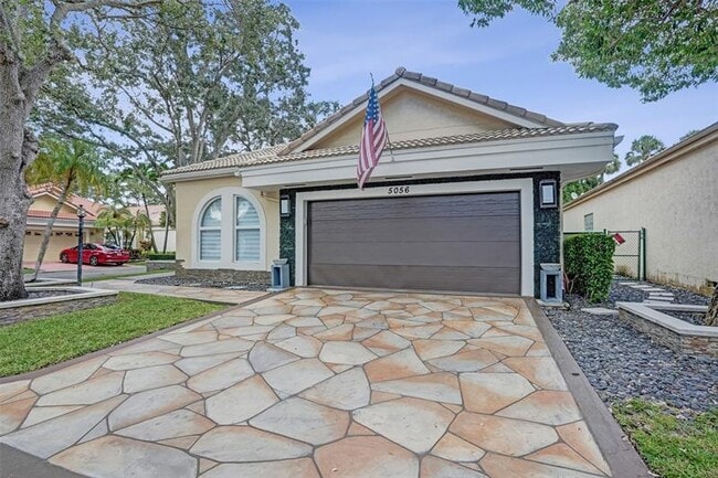 Building Photo - 5056 NW 95th Dr