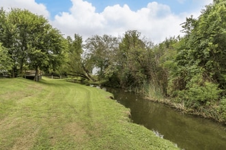 Interior Photo - Creeks Edge