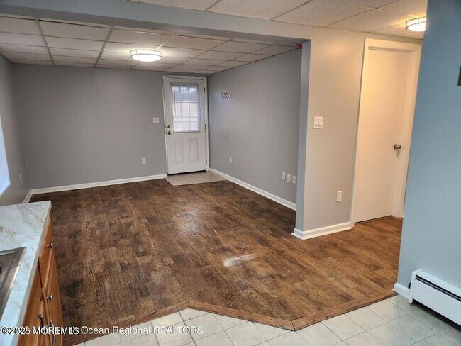 Foto del edificio - 9 Stoney Hill Rd