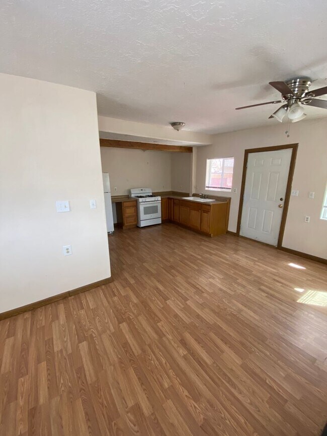 Foto del interior - 431 Virginia Street NE