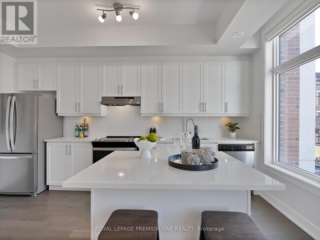 Photo du bâtiment - 9560 Islington Ave