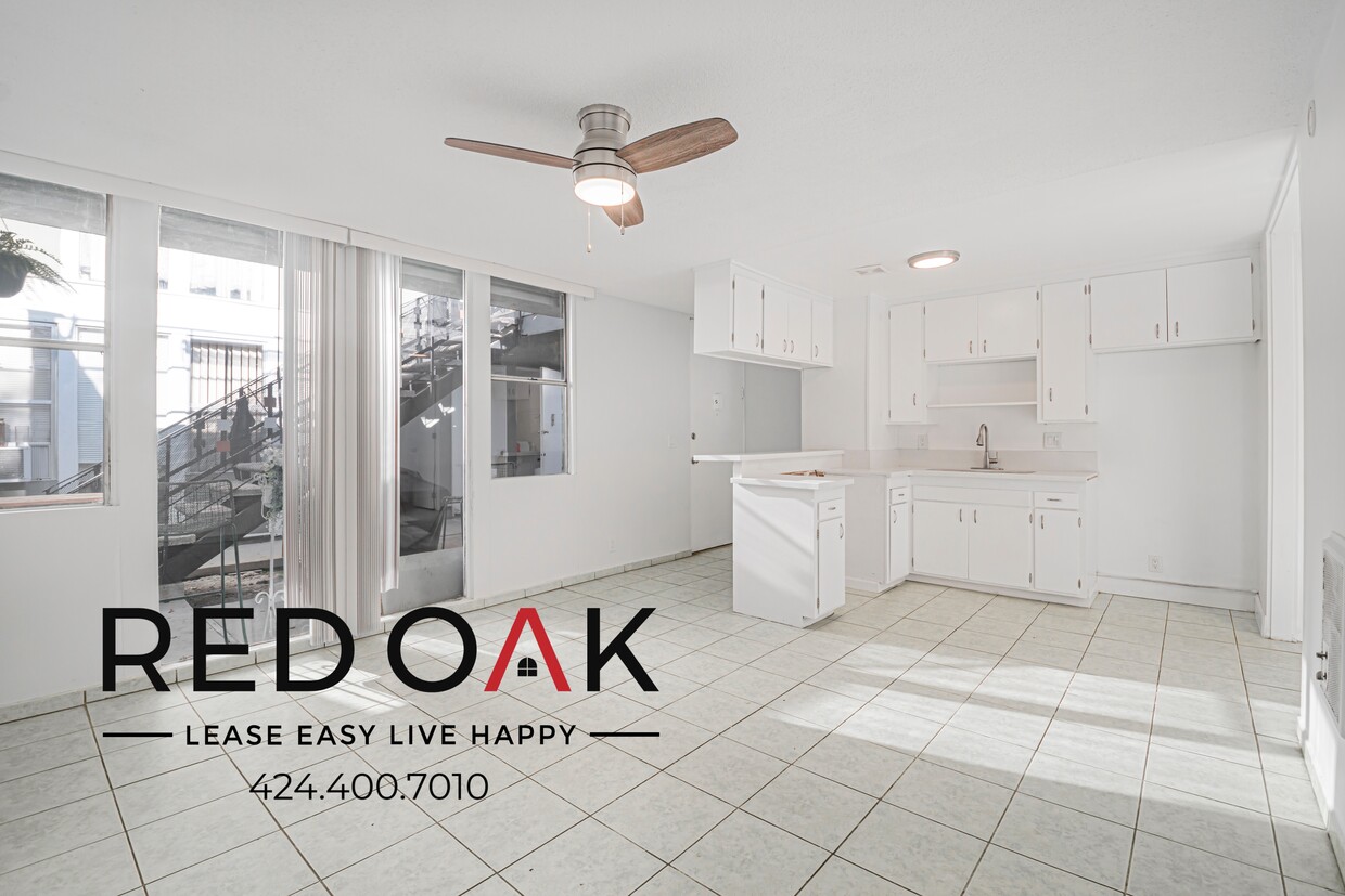 Foto principal - 12007 Sycamore St