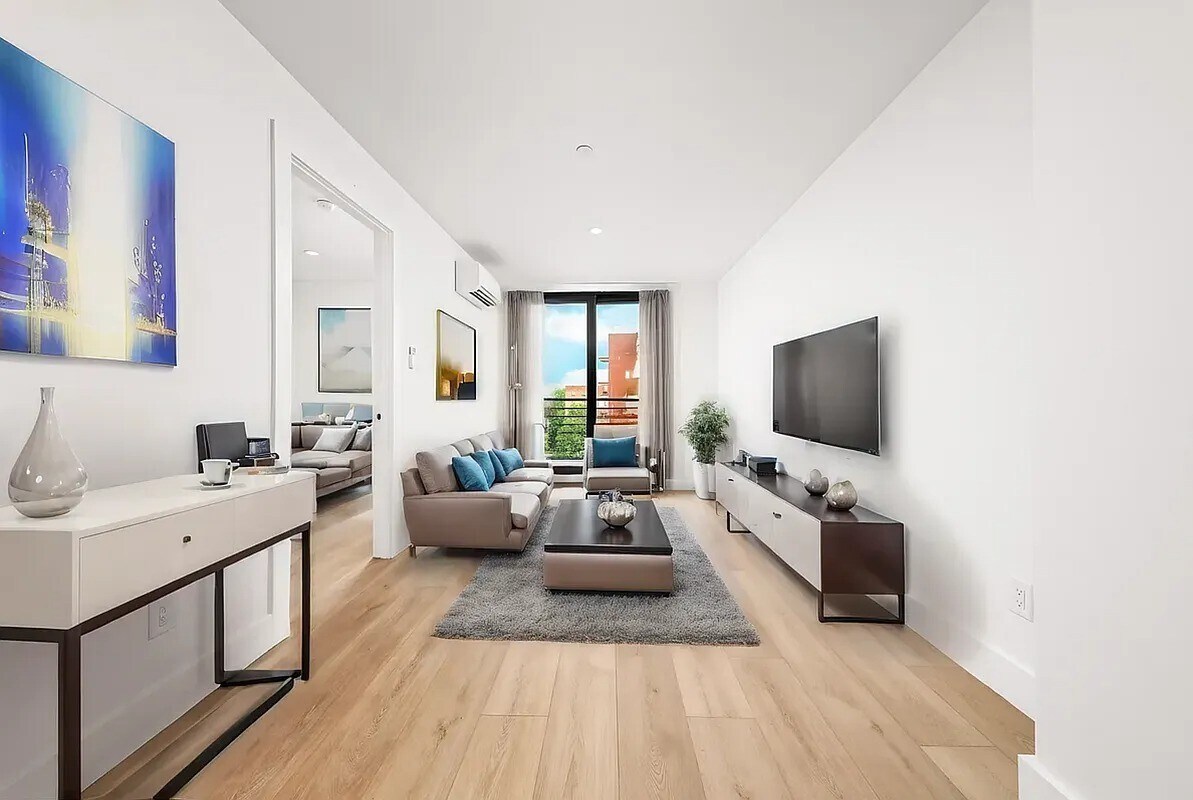 Foto principal - 23-33-33 Astoria Blvd
