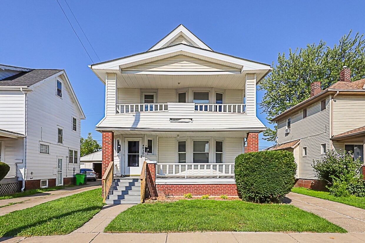 Primary Photo - 4930 E 108 ST GARFIELD HEIGHTS, OH. 44125