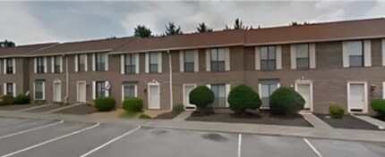 Building Photo - 900 Stratford Cir NW
