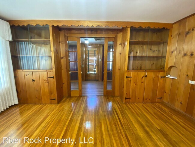 Foto del edificio - 4 br, 2 bath House - 1450 12th St N