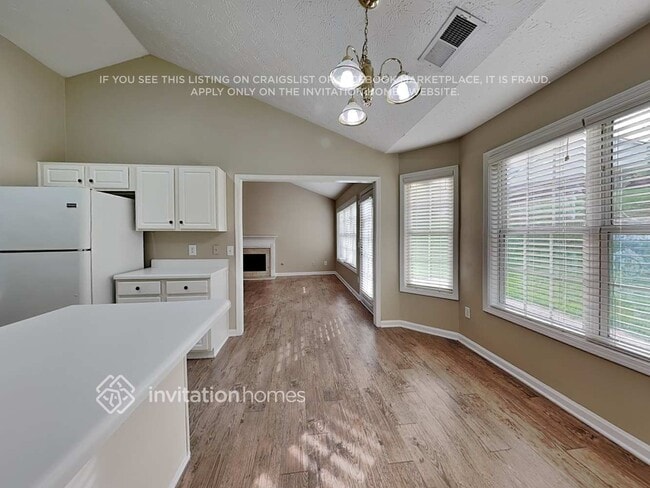 Building Photo - 7925 Paddocks Mill Dr