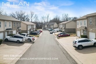 Building Photo - 100 Sango Place Villas Dr