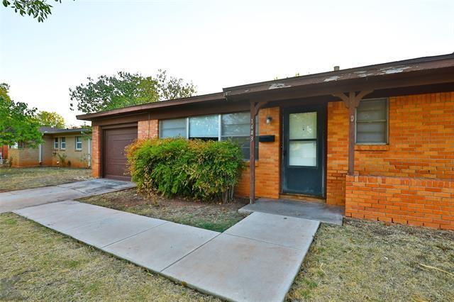 Foto del edificio - 1443 Beechwood Ln