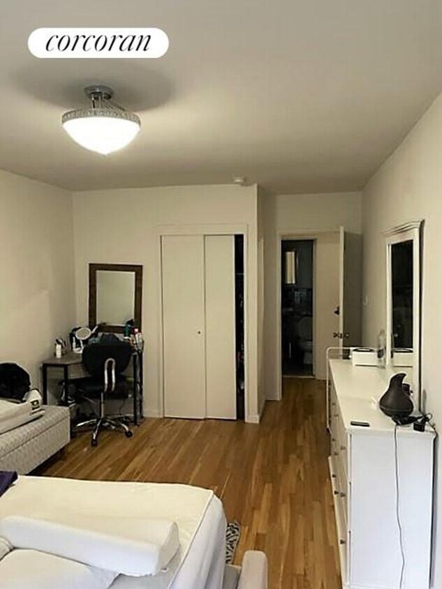 Foto del edificio - 416 E 85th St