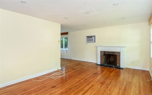 Foto del edificio - 38 Willis Ave