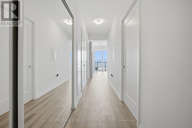 Building Photo - 8960 Jane St