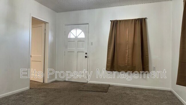 Foto del edificio - 910 E Mesa Ave