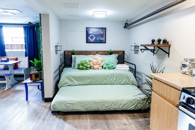 Photo - 3727 N Seminary Ave (Chicago, IL)