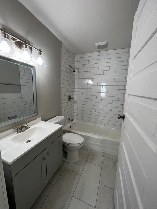 Foto del edificio - 607 Fulton St E