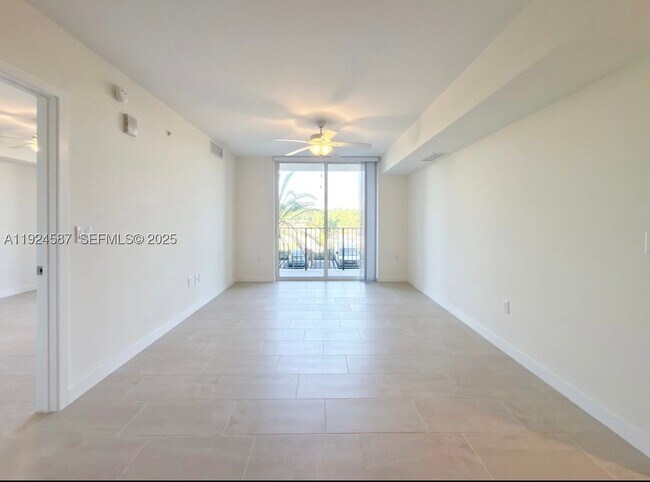 Foto del edificio - 11239 NW 4th St