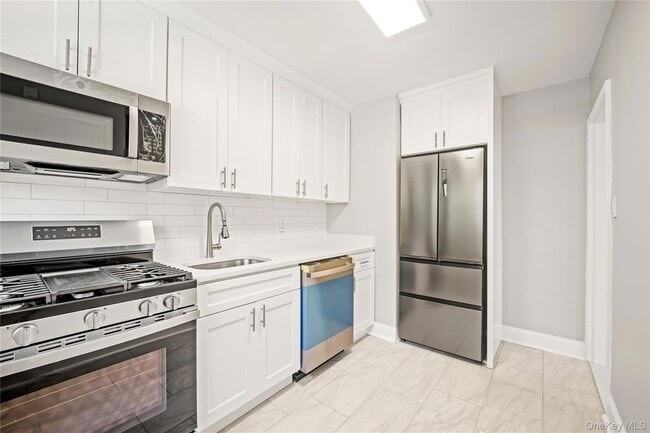 Building Photo - 73-10 Springfield Blvd