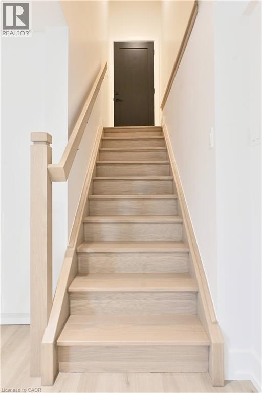 Photo du bâtiment - 664 Hiawatha Blvd