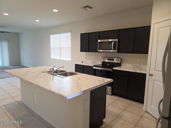 Foto del edificio - 18976 W Monroe St