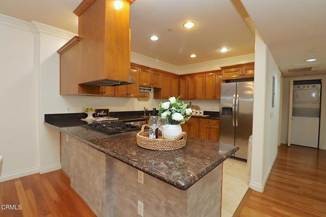 Foto del edificio - 3855 Ingraham St