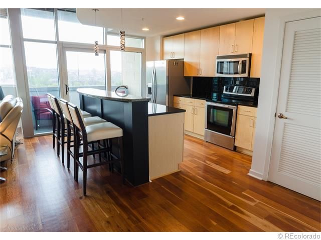 Foto del edificio - 1700 Bassett St