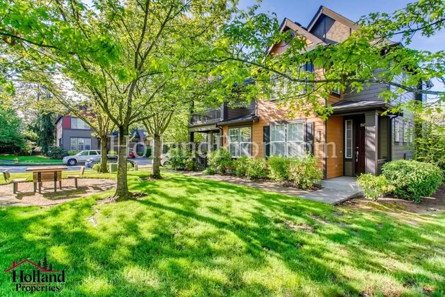 Photo - Beautiful Condo In Excellent Hillsboro Location!