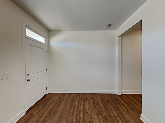 Building Photo - 5266 Lake Maxwell Drive