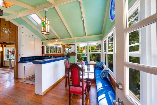 Building Photo - 2697 S Fitch Mountain Rd