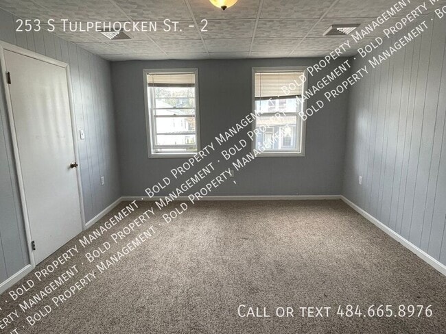 Building Photo - 253 S Tulpehocken St